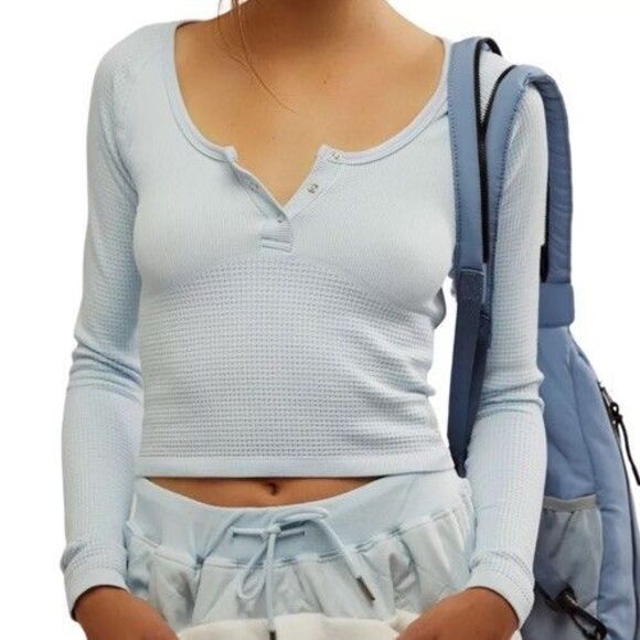 NWT FREE PEOPLE FP Movement Women's Bail Out Long Sleeve Layer Sky Blue M/L - Picture 1 of 3